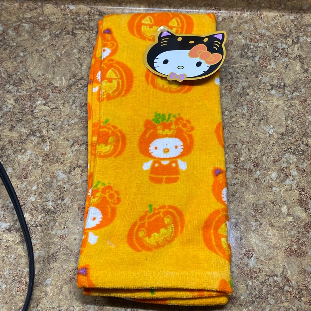 Hello Kitty Halloween hand towel